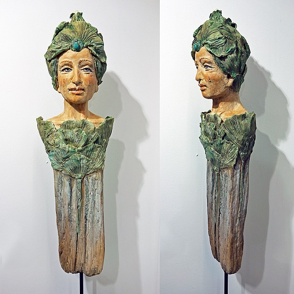 Angelika Littwin Pieper "Hüterin der Quellen" Schwemmholz Keramik 180 x 26 cm