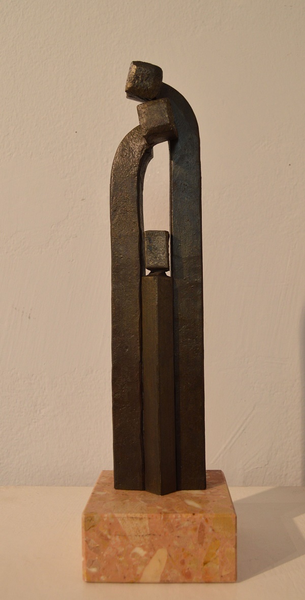 Johannes Maria Pittl "Familie" Eisen/Marmor 38 cm